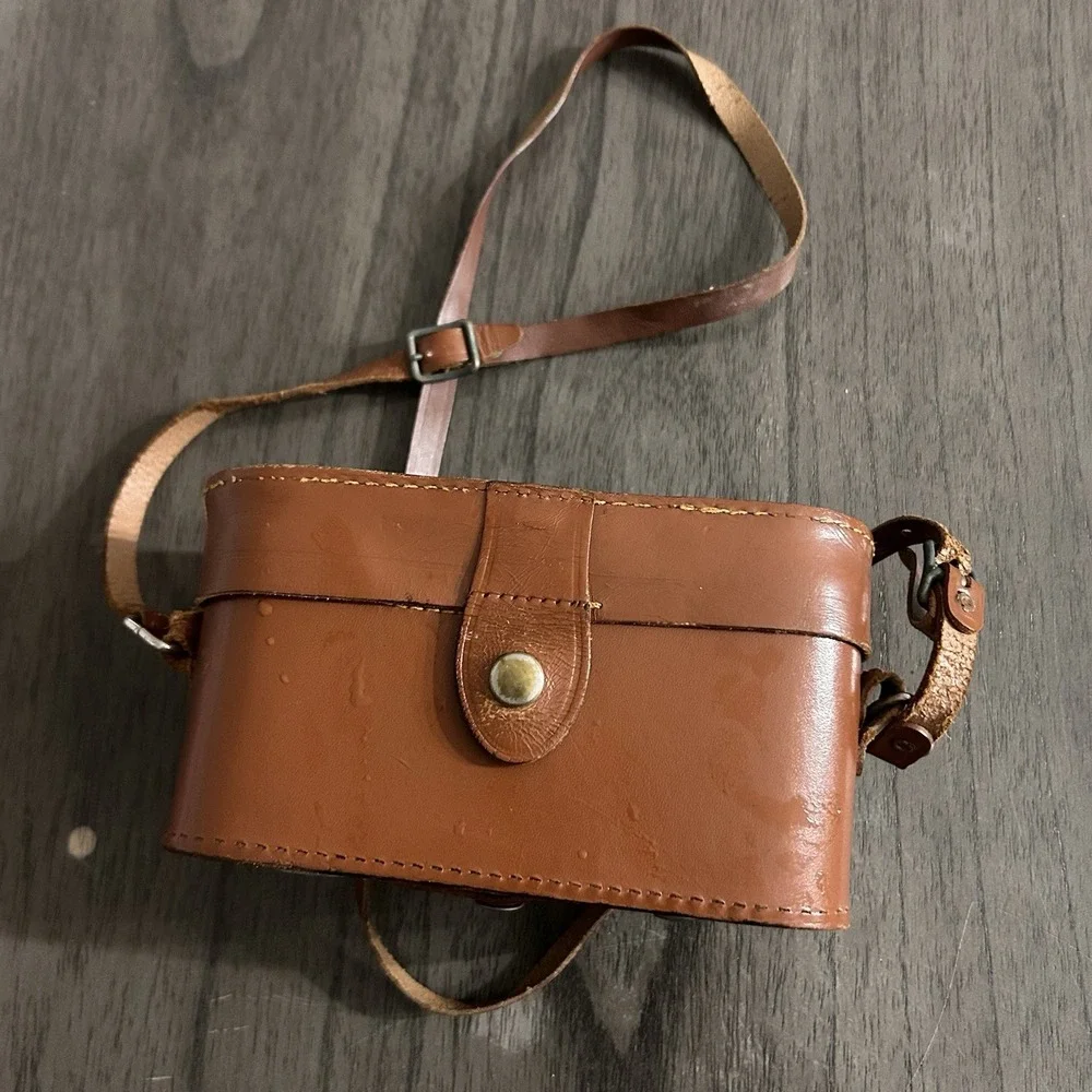 Vintage Argus C3 Rangefinder Camera USA with Brown Leather Pouch Untested